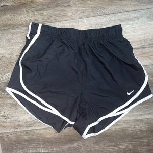 women’s small nike athletic shorts